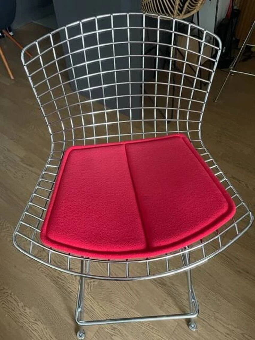 Knoll Bertoia Genuine Bar Chairs 2 Knoll Bertoia Genuine Bar Chairs - Image 2
