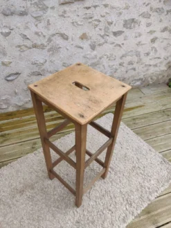 High Wooden Stool -Cozy Seats Store 05227b07 c423 4944 a12c b57378c6c779