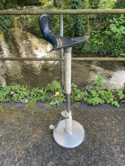 Vintage Hydrolic Industrial Stool -Cozy Seats Store 06f330fe 7f07 4791 b13a c9c81c672e12