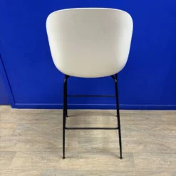 Beetle Stool 75cm White / Black - Gubi -Cozy Seats Store 12ec2afb 340d 4765 8459 71358faf7d6a