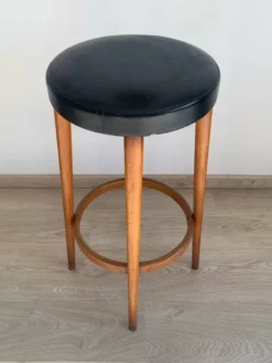 Vintage Bar Stool -Cozy Seats Store 12ecb36d dcda 4c62 b3d8 ccb46026839c