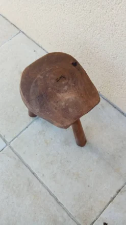 Vintage Brutalist Wooden Stool -Cozy Seats Store 167a5e96 44a5 4c3c 8d6f 65237ede2dfe