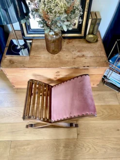 Rocking Footrest In Velvet And Wood -Cozy Seats Store 1ba44433 a06e 420d af81 b6f38c220b44