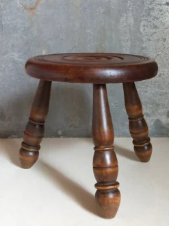 Low Tripod Stool In Vintage Turned Solid Wood -Cozy Seats Store 1d9f2bb9 c8a5 4ed5 a7e2 232b69b00c70