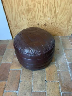 Sede Leather Pouf -Cozy Seats Store 25aeedad dd9f 418d a0d1 f40ca40f4313