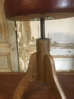 “RBM” Piano Stool In Beech And Leather -Cozy Seats Store 27b54dce 0ebc 46e9 bd5a 56ddd5f8b885