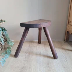 Tripod Stool 24 -Cozy Seats Store 2dcc06ea a08c 4f63 9fc8 60222480bff3