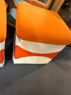 Vintage Pouf -Cozy Seats Store 2e33f0c4 7b83 45a7 b914 2fb41d731192