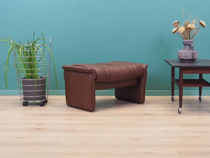 Leather Puff, Danish Design, 1970s, Production: Denmark 2 Leather Puff, Danish Design, 1970s, Production: Denmark - Image 2