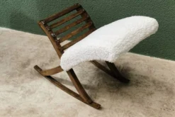 Rocking Footrest In Wood And Buckle -Cozy Seats Store 329a652d a1fd 4c63 b6bd 03eb99d38496