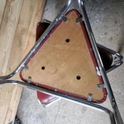 Set Of 2 Vintage Chrome And Leather Poufs -Cozy Seats Store 3ce34cb6 bf2e 40c4 b06e 755758ab4375