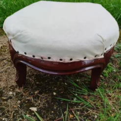 Pair Of Old Stool Footrests 30 Pair Of Old Stool Footrests -Cozy Seats Store 44412e35 dea2 4937 a175 10acc4801dbe