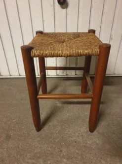 Mid-Century Vintage Stool -Cozy Seats Store 44dfd435 e4af 440b 9abc ab60e10c1e2d