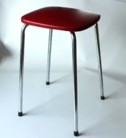 Small Bath Or Bedroom Stool Made Of Chromed Metal, Wood And Leatherette, Vintage From The 70s -Cozy Seats Store 4b61583d 5d6a 4aee be11 7550817956bc