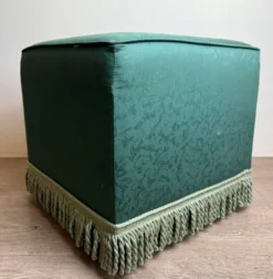 Napoleon III Style Pouf In Patterned Fabric -Cozy Seats Store 55cb3a2e 0969 41c7 890e baeee20b36ef