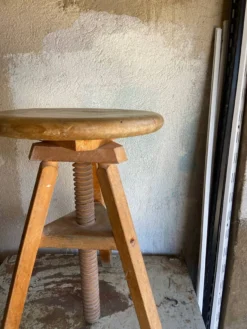 Vintage Screw Stool -Cozy Seats Store 57ad0dd1 3a85 4178 a80d b7bbbec17ce0