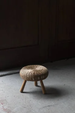 Wicker Tripod Stool By Tony Paul, 1950s, USA -Cozy Seats Store 5e632937 a6fb 4863 a80b a4f289e9f56c