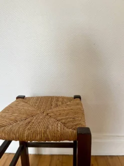 Old Wood And Straw Stool -Cozy Seats Store 69856199 ee6e 48fa 83c6 598ed9b508b6