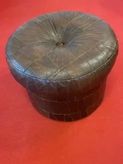 De Sede Leather Storage Pouf 12 De Sede Leather Storage Pouf -Cozy Seats Store 6cf8b9eb 5994 4ca8 b0dd c92427f865fd