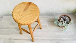Vintage Chalet Style High Stool -Cozy Seats Store 6dee9637 d605 4a15 b356 940fbd3039d1