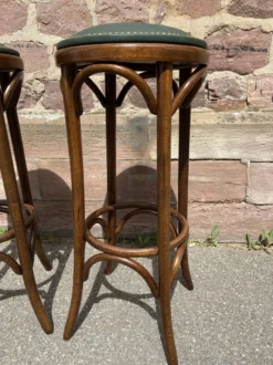 Pair Of Curved Wood Bar Stools -Cozy Seats Store 729a9e93 fc82 4b4d a0d4 8cce77088edf