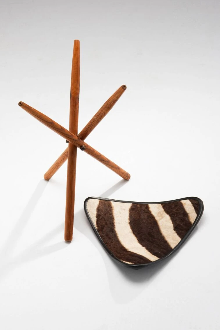 Safari Hunting Stool - 50's 1 Safari Hunting Stool - 50's