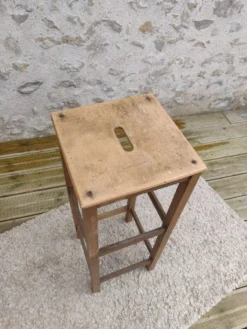 High Wooden Stool -Cozy Seats Store 7af4d364 3589 4c25 868f 6e41154170d9