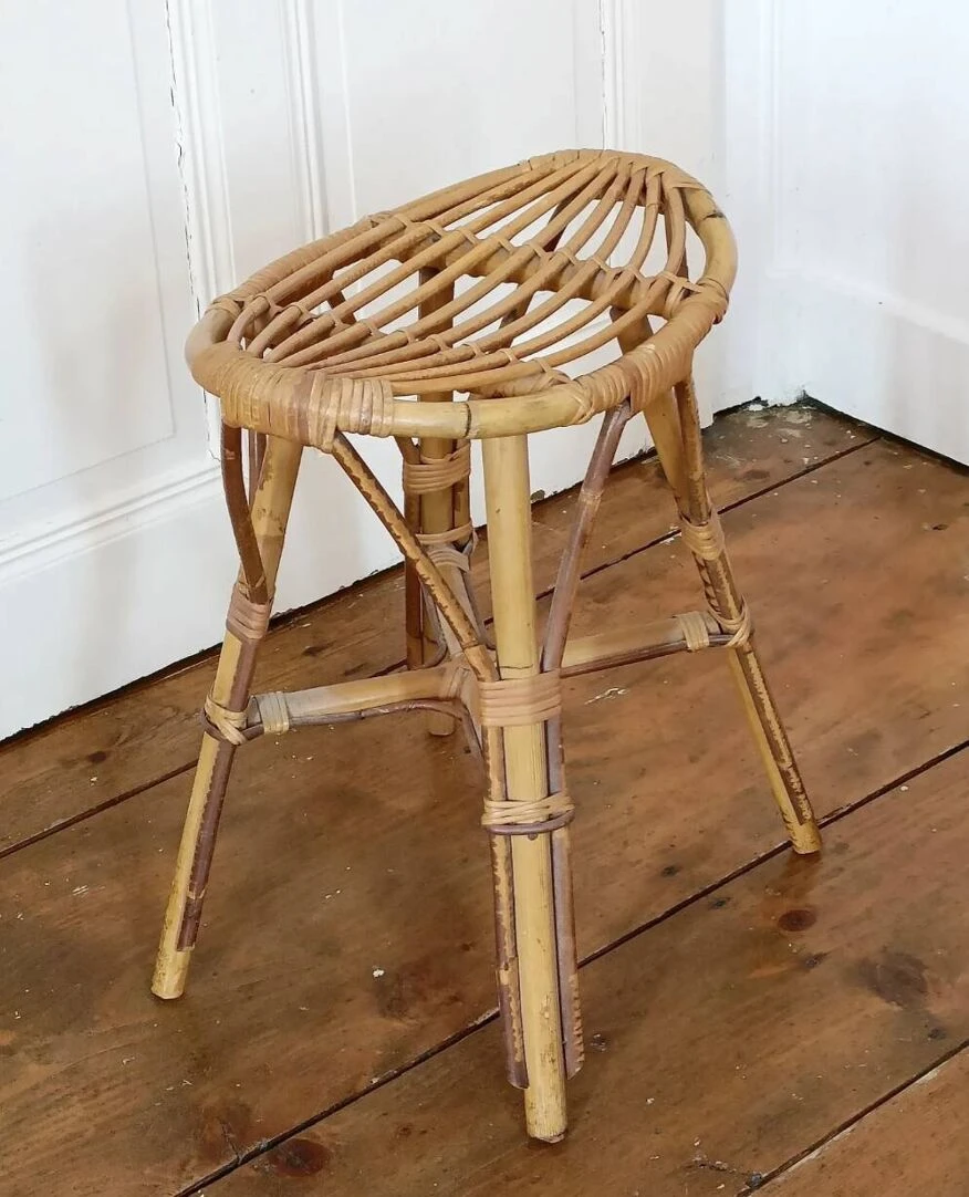 Rattan Stool From The 50s, Rare Model 4 Rattan Stool From The 50s, Rare Model - Image 4