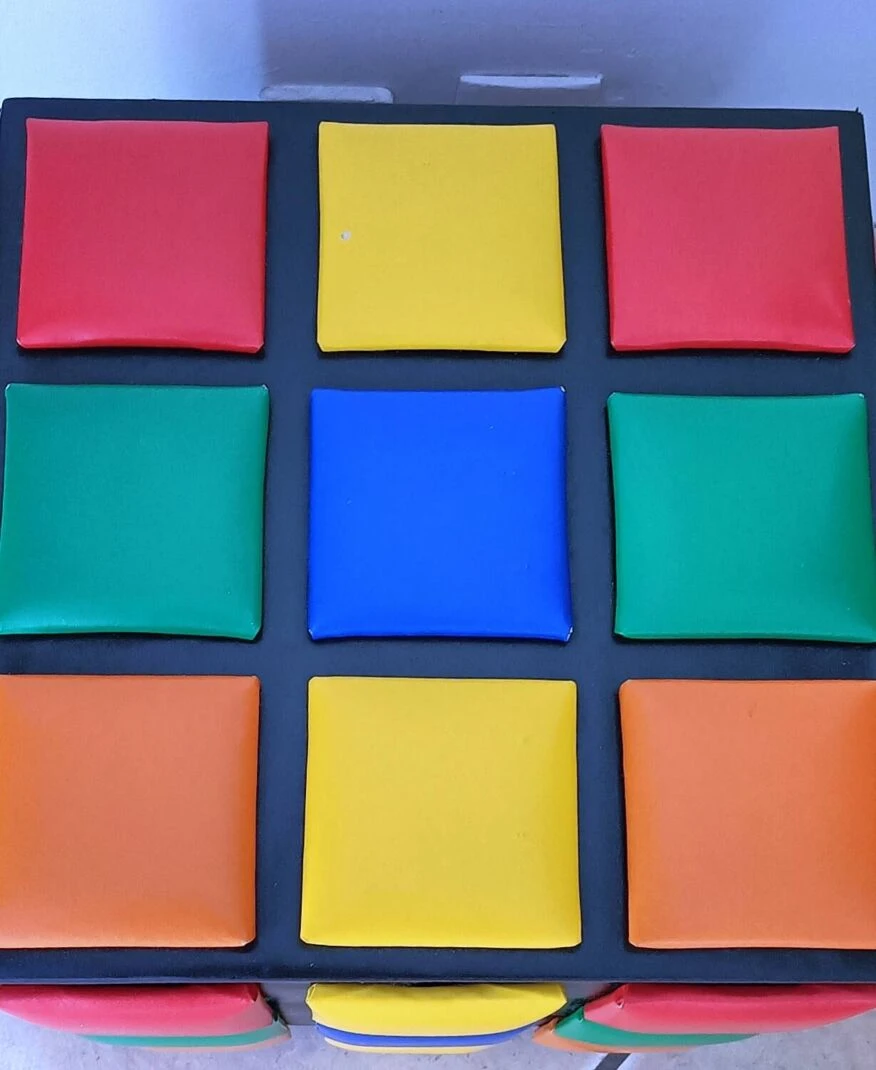 Rubik's Cube Pouf 3 Rubik's Cube Pouf - Image 3