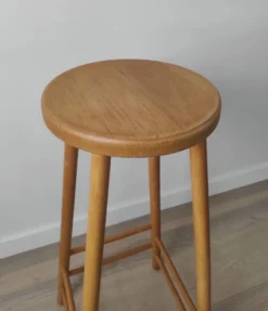 Vintage High Stool -Cozy Seats Store 922fb93a 9908 4917 a678 daf546508346