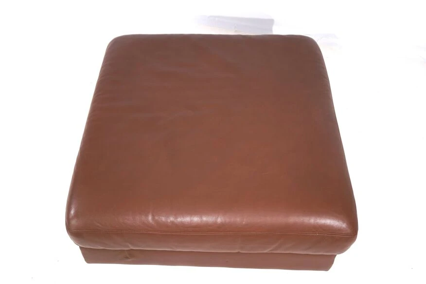 De Sede DS 76 Leather Ottoman 9 De Sede DS 76 Leather Ottoman - Image 9