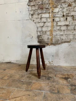 Brutalist Oak Stool, France, 20th Century 11 Brutalist Oak Stool, France, 20th Century -Cozy Seats Store 99907fd2 b665 445d 9592 c8551fd476d2