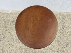 Farmhouse Tripod Stool In Solid Wood 1950s -Cozy Seats Store a181e076 177b 4d96 82b4 2116ff38cb03