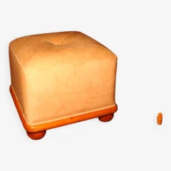 Cube Pouf In Light Brown Leather -Cozy Seats Store a893f96c d26f 437d 9250 6535186c7a0a