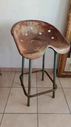 Tractor Seat Stool -Cozy Seats Store a9da4734 d2e7 4d42 913c f0b26779b706