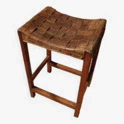 Stool In Wood And Woven Leather. -Cozy Seats Store aa4a412d ce94 4595 849e 8f9651d7cc92