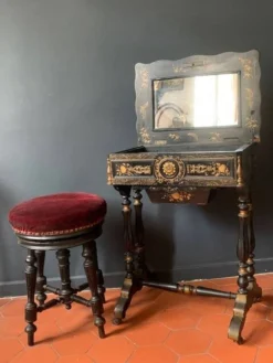 Antique Piano Stool In Blackened Wood And Red Velvet, 19th Century -Cozy Seats Store ad305f8b c809 4e3f 8bb3 2241d5726ff5