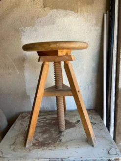 Vintage Screw Stool -Cozy Seats Store b5031322 e342 4eec be29 48318897fee6