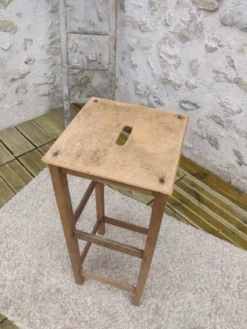 High Wooden Stool -Cozy Seats Store b5bba3b6 3456 49f1 b003 ec05a4f5d668