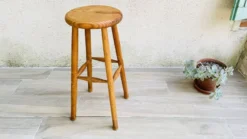 Vintage Chalet Style High Stool -Cozy Seats Store b8d43cdd d838 4cf8 b8f8 e6ba00758b0e