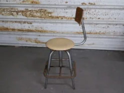 Stool Factory Whale Tail