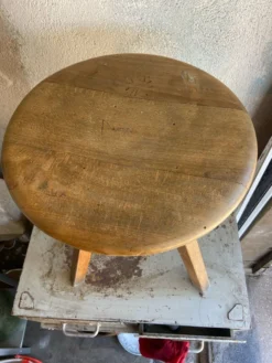 Vintage Screw Stool -Cozy Seats Store bdffaca7 aa2c 4041 b348 99927c8ef168
