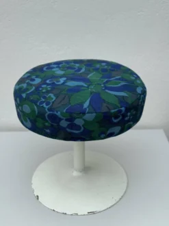 Tulip Base Space Age Foot Stool -Cozy Seats Store c4080e89 2034 4365 a993 3004dc08c64f