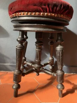 Antique Piano Stool In Blackened Wood And Red Velvet, 19th Century -Cozy Seats Store c7f79e2a 116f 4530 be89 1740bdbc560e