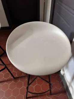 Beretto Stool -Cozy Seats Store caec8cd7 b18d 4615 bdaa 2fe7bb3ea1fd