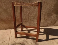 Stool In Wood And Woven Leather. -Cozy Seats Store ccb78471 1c78 4562 a23b e492770e3454