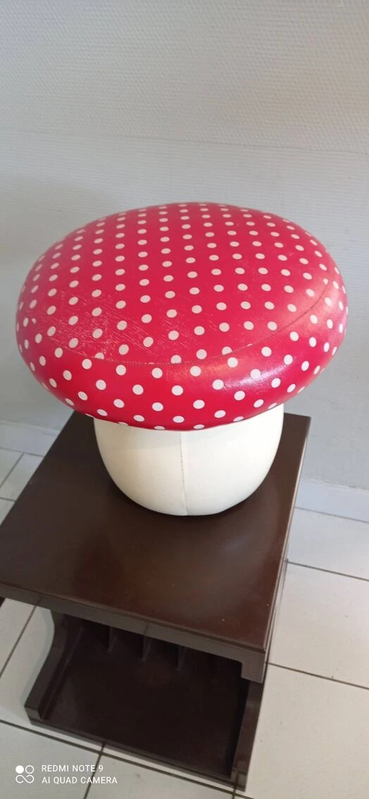 Small Vintage Mushroom Chest Pouf 2 Small Vintage Mushroom Chest Pouf - Image 2