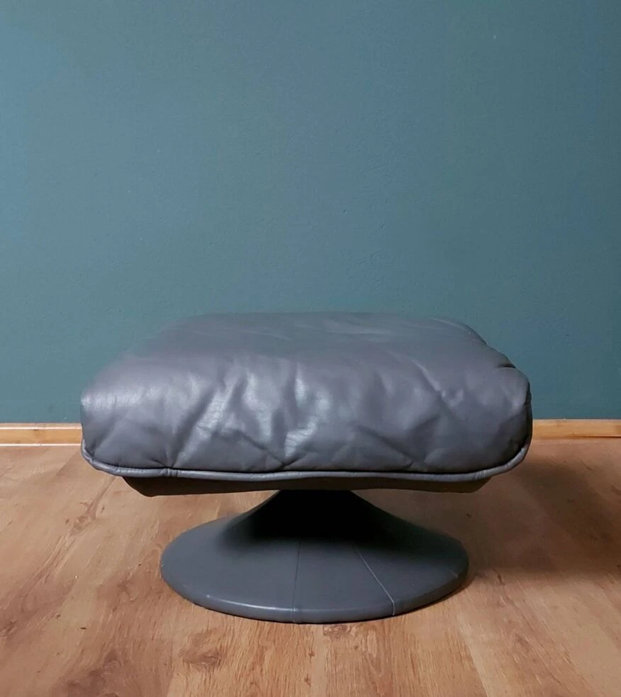 Vintage Mid-century Danish Leather Footstool 5 Vintage Mid-century Danish Leather Footstool - Image 5