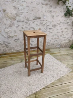 High Wooden Stool -Cozy Seats Store da92e515 c05b 4892 af1c 4aa62bece7f2