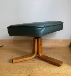Scandinavian Footrest In Leather, 20th Century -Cozy Seats Store dd8b12ec 88ec 40b8 99a7 b6faa7976882